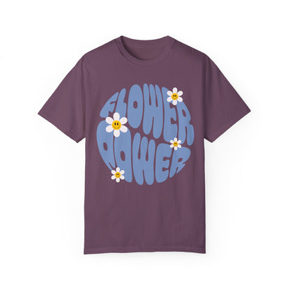 Flower Power Tee - Retro Vibes, Modern Comfort!