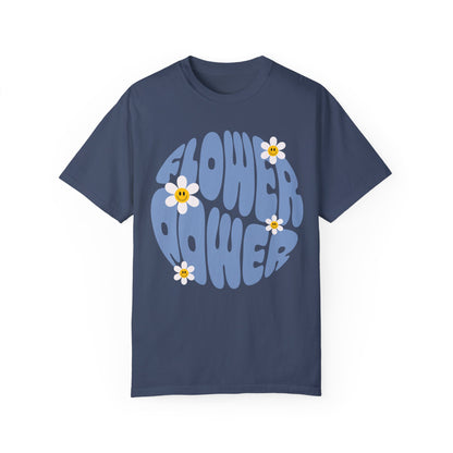 Flower Power Tee - Retro Vibes, Modern Comfort!